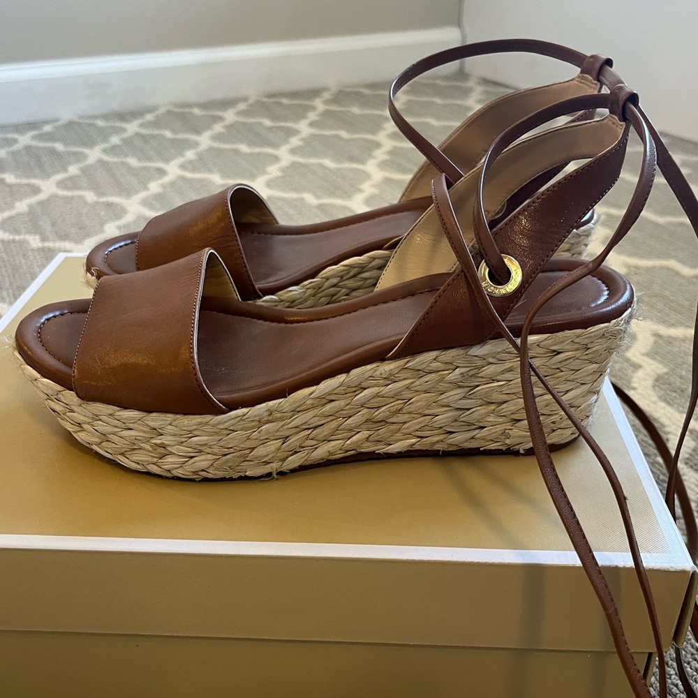 Michael Michael Kors Lace Up Flatform Sz 7